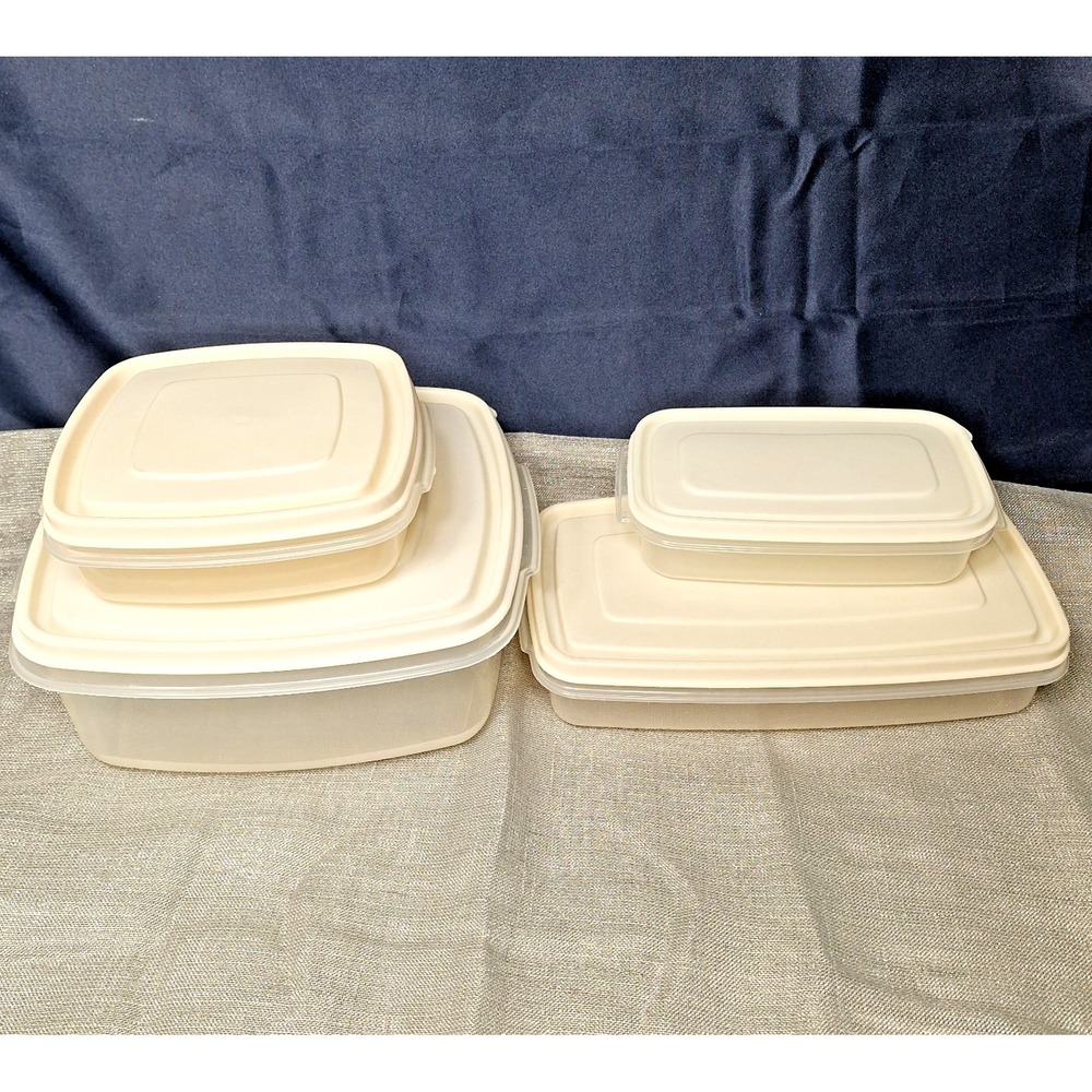 Lot of 4 Rubbermaid Servin Saver Rectangle #5, #10 Square #1, #3 Vintage Set